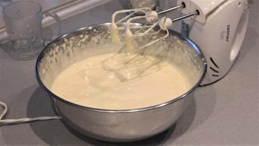 Торт "Маково-ягідна цариця" - смачний і ніжний десерт, який сподобається всім