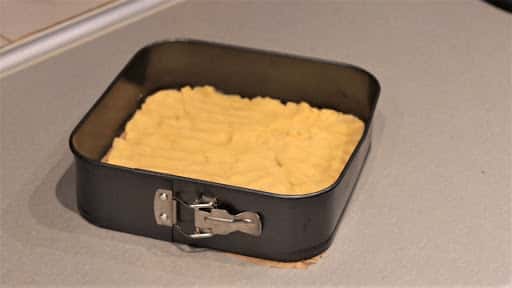 Сирник з персиками - дуже смачний та простий рецепт з фото