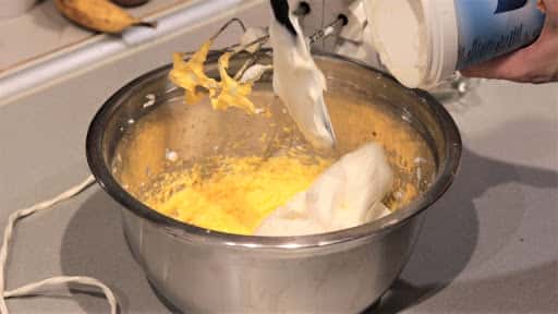 Сирник з персиками - дуже смачний та простий рецепт з фото