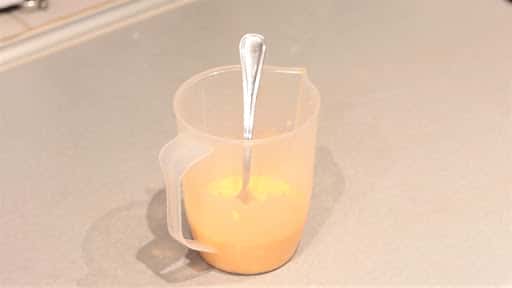 Пиріг "Апельсиново-полуничне задоволення" - простий та дуже смачний десерт