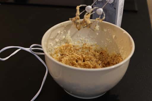 Кекс з горіхами - швидка та смачна випічка до чаю