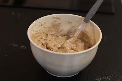 Кекс з горіхами - швидка та смачна випічка до чаю