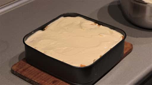 Сирник з персиками - дуже смачний та простий рецепт з фото