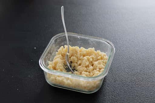 Пиріг з яблуками і сливами - дуже проста і смачна випічка до чаю