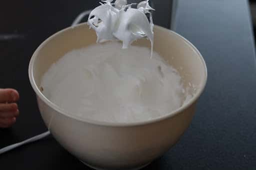 Торт "Персиковий сад" - дуже ніжний і смачний рецепт з покроковими фото