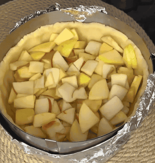 Цвєтаєвський яблучний пиріг - дуже смачний рецепт випічки до чаю