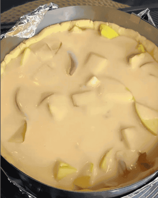 Цвєтаєвський яблучний пиріг - дуже смачний рецепт випічки до чаю