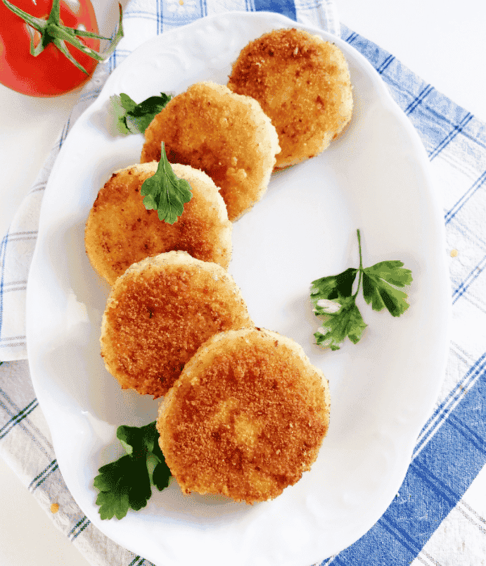 Котлети по-львівськи: смачні, хрусткі та соковиті. Покроковий рецепт приготування