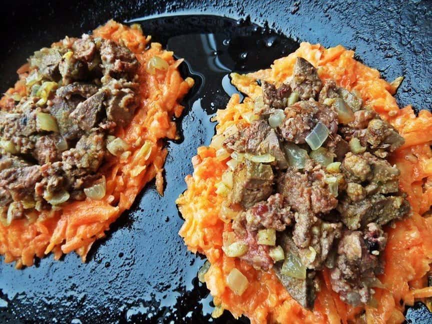 Печінка в морквяній шубці. Ви не знаєте, як смачно приготувати печінку, тоді пишіть рецепт