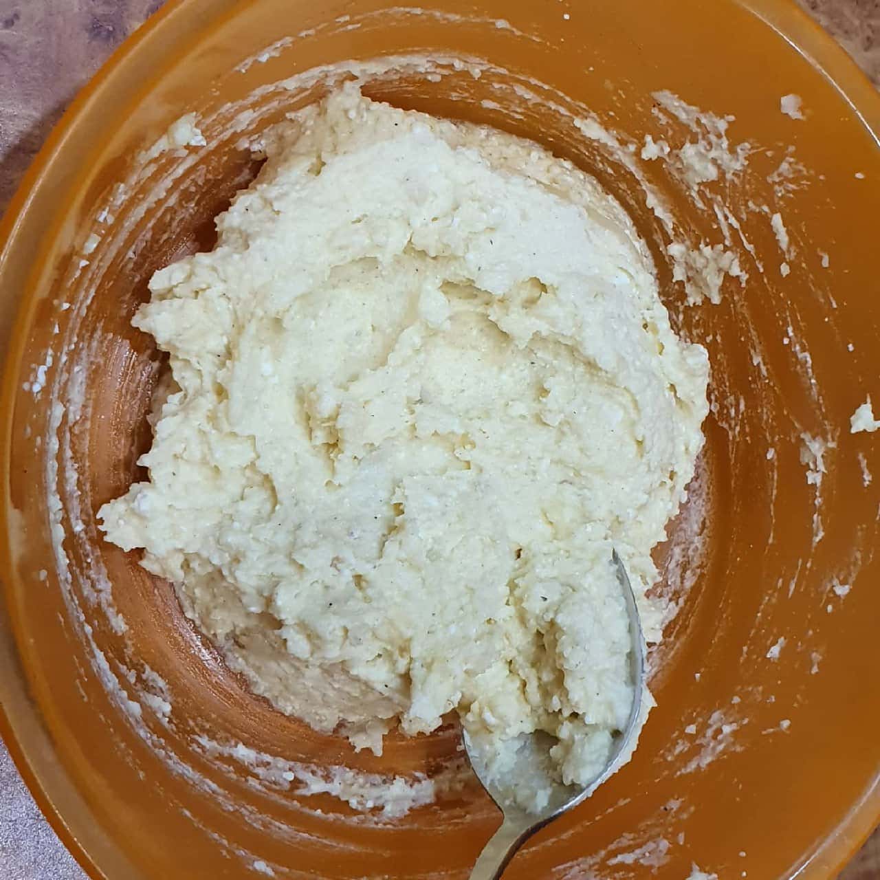 Ліниві вареники з сиру та картоплі - швидка та ситна страва