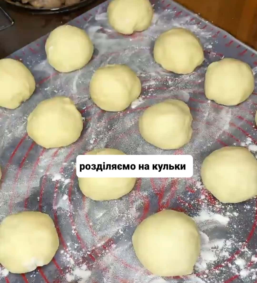 Сосиски в тісті - дуже смачний рецепт, який вам обов'язково сподобається