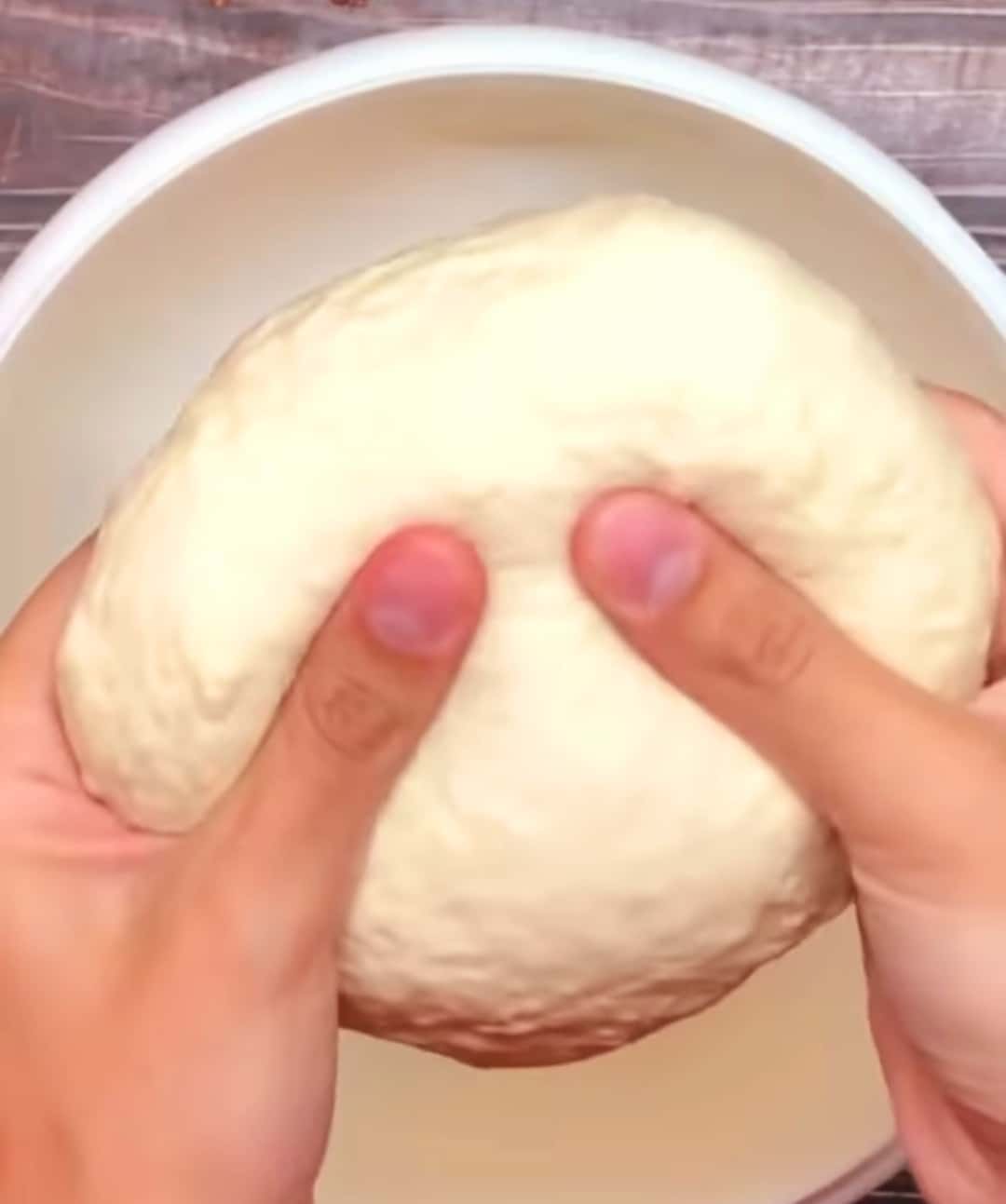 Соковиті чебуреки - це кращий рецепт, який я зустрічала. Тісто на окропі