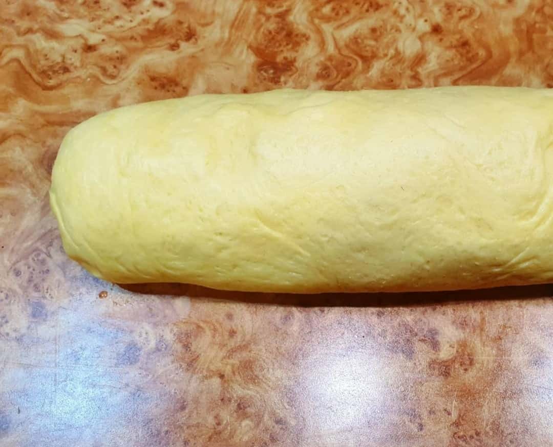 Пончики-завитки з яблуками - простенька та дуже смачна випічка