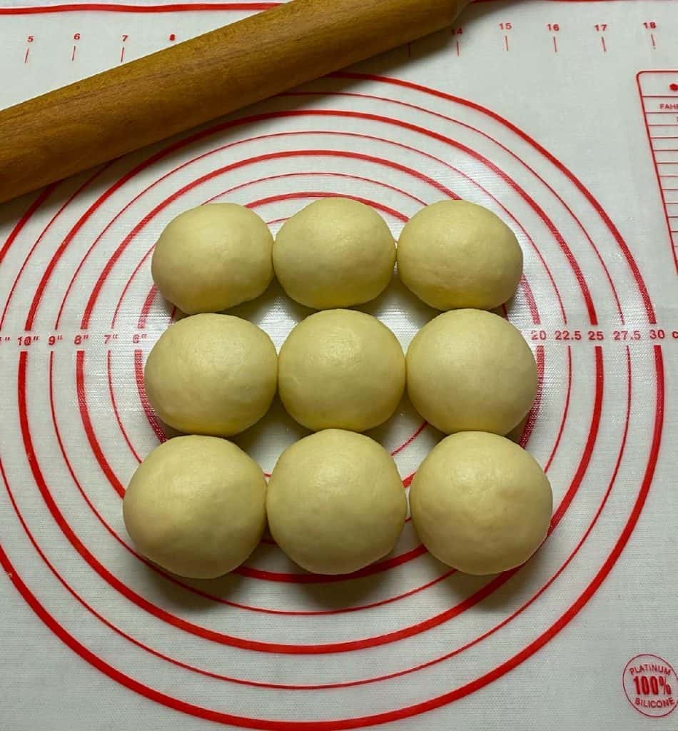 Найсмачніші рогалики з яблучним повидлом - пухові, здобні, м'якенькі