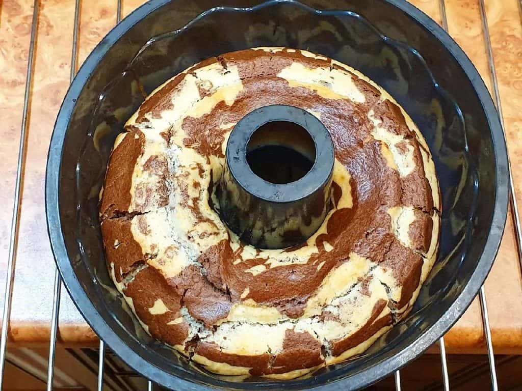 Пісний пиріг "Зебра": простий та швидкий рецепт