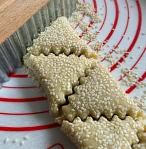 Домашнє пісочне печиво "День і ніч" - дуже просте в приготуванні, і гора смакоти на столі