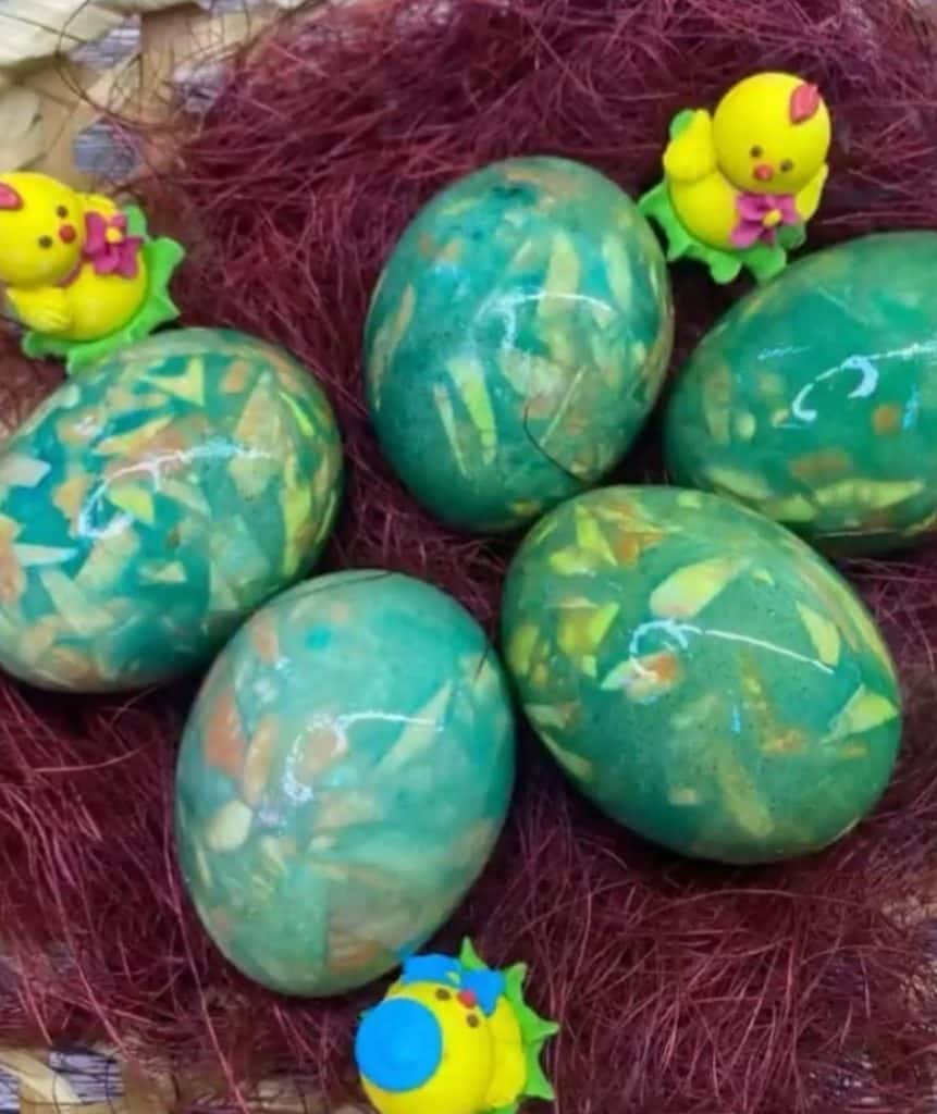 Крашанки на Великдень: прості, оригінальні способи фарбування яєць натуральними барвниками