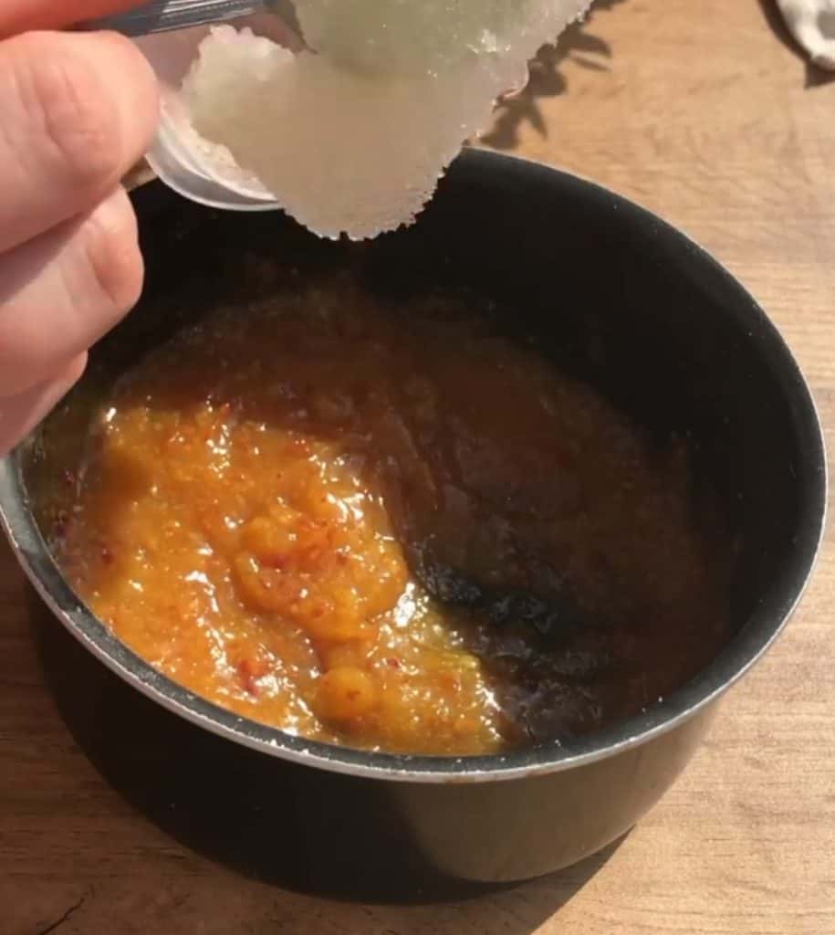 Маковий торт з персиками і ніжним крем-мусом - покроковий рецепт з фото