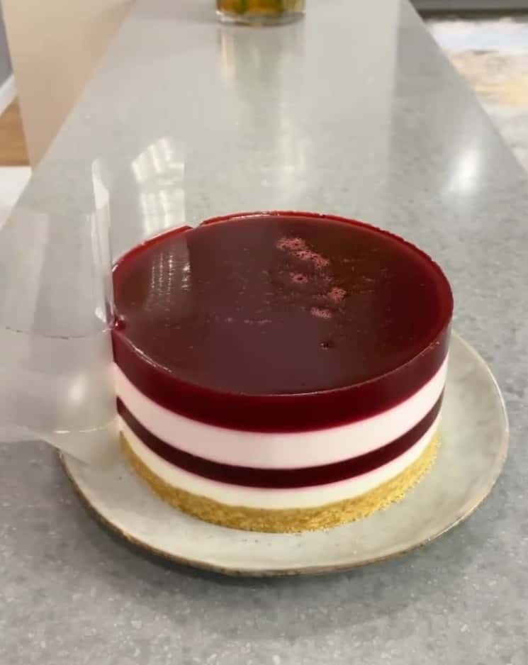 Ягідний мусовий чізкейк (без випічки) - рецепт ніжного та смачного десерту