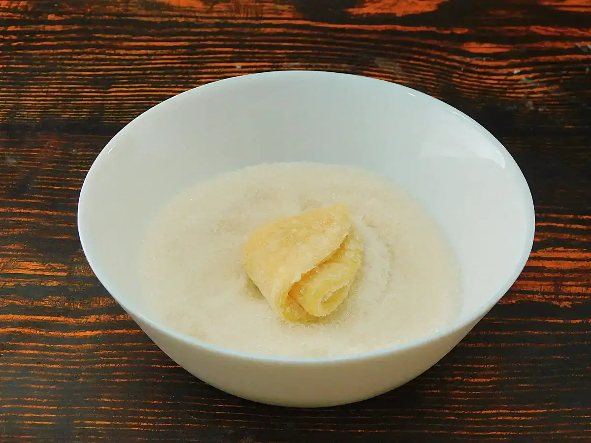 Сирне печиво "Гусячі лапки": м'яке всередині, з хрумкою солодкою скоринкою