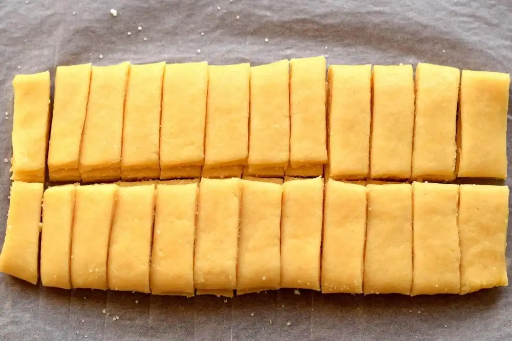 Пісочне печиво "П'ятихвилинка": смачне та просте у приготуванні