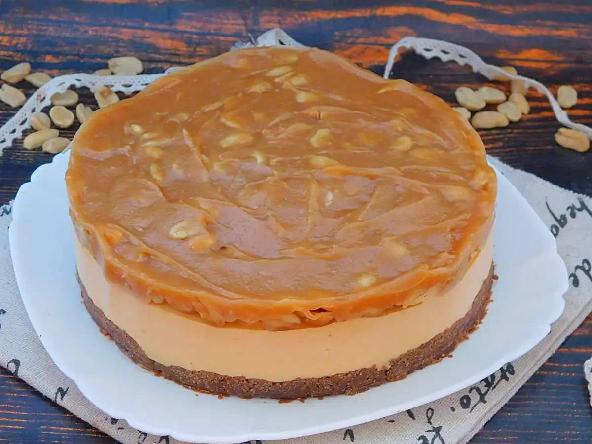 Десерт "Снікерс" БЕЗ випічки: просто пальчики оближеш