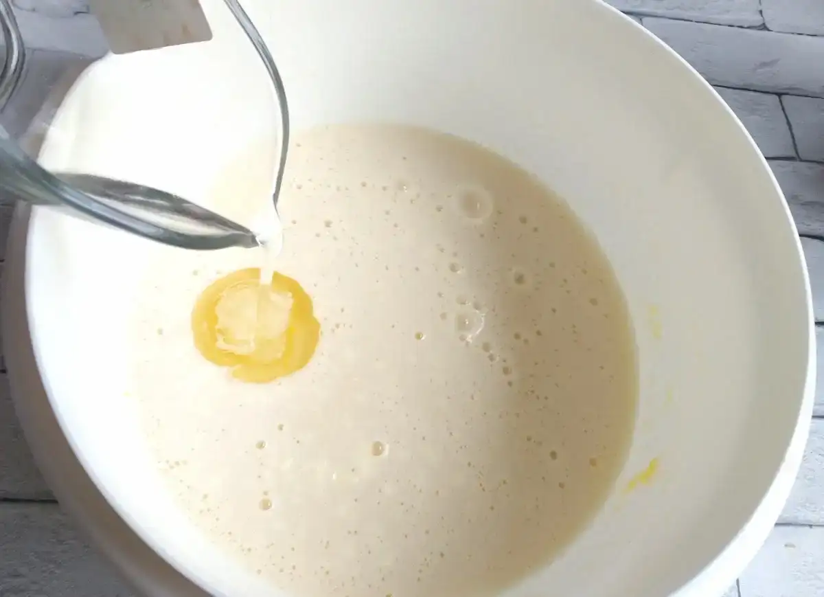 Торт "Три склянки": простий, ходовий рецепт до чаю. Без ваги, міксера, і просочення