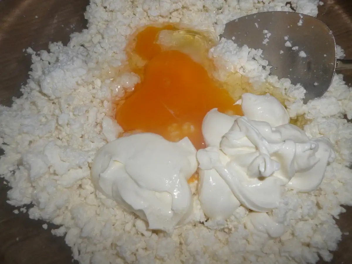 Сирник "Принцеса Сходу" з халвою: така смакота, і торта не треба