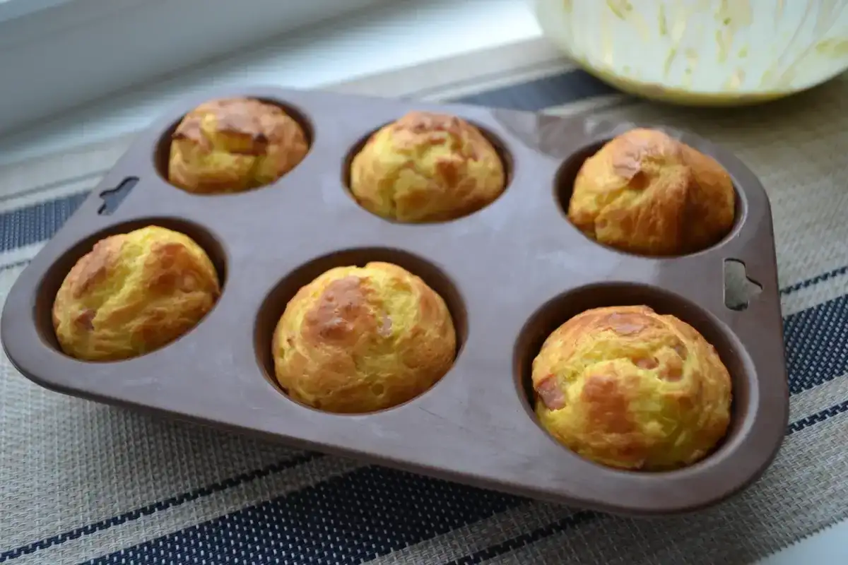 Солоні кекси - рецепт швидкого і неймовірно смачного перекусу з будь-якою начинкою