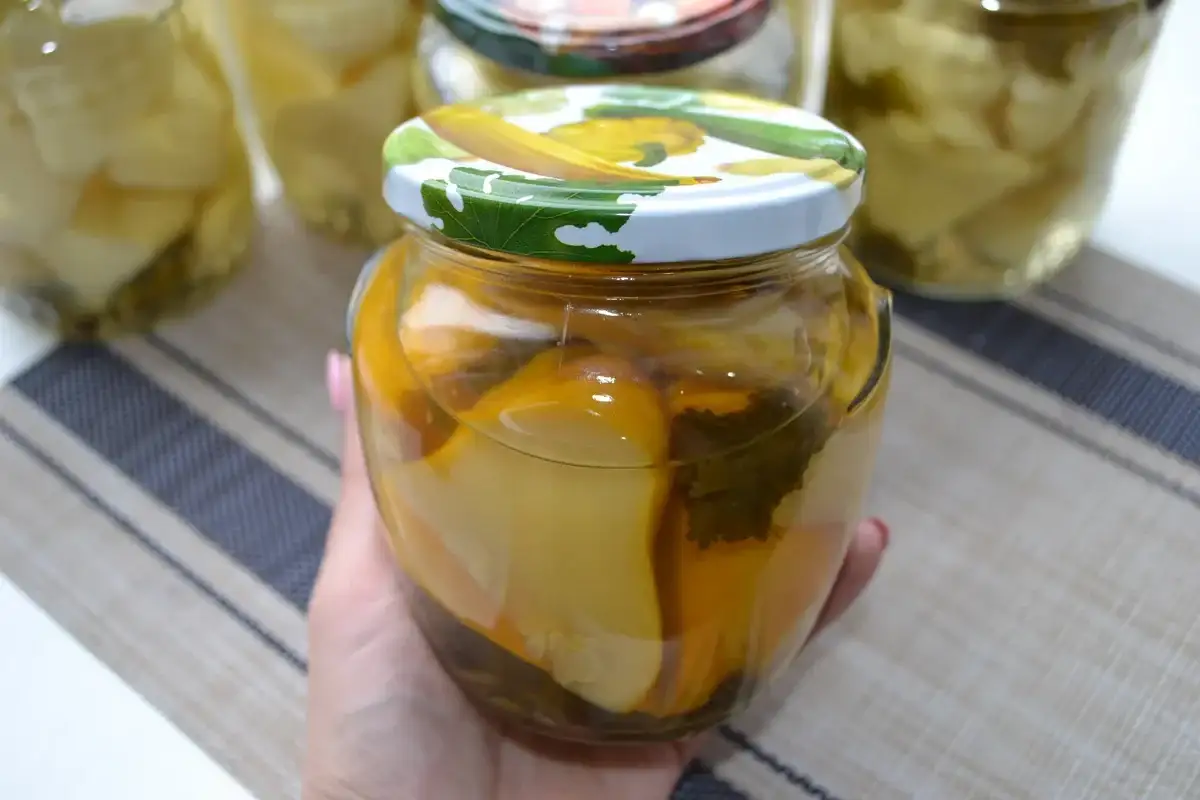 Мариновані патисони на зиму: рецепт, який повинен бути у кожної господині