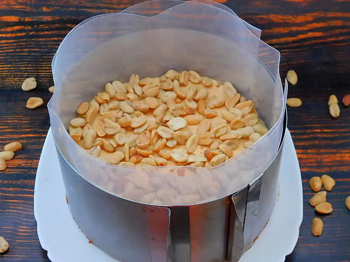 Десерт "Снікерс" БЕЗ випічки: просто пальчики оближеш