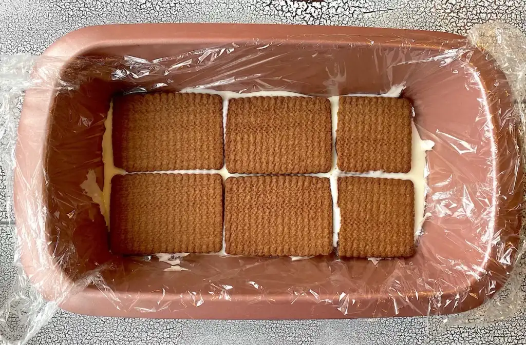 Торт без випічки: швидкий десерт, коли немає часу або просто хочеться солодкого до чаю