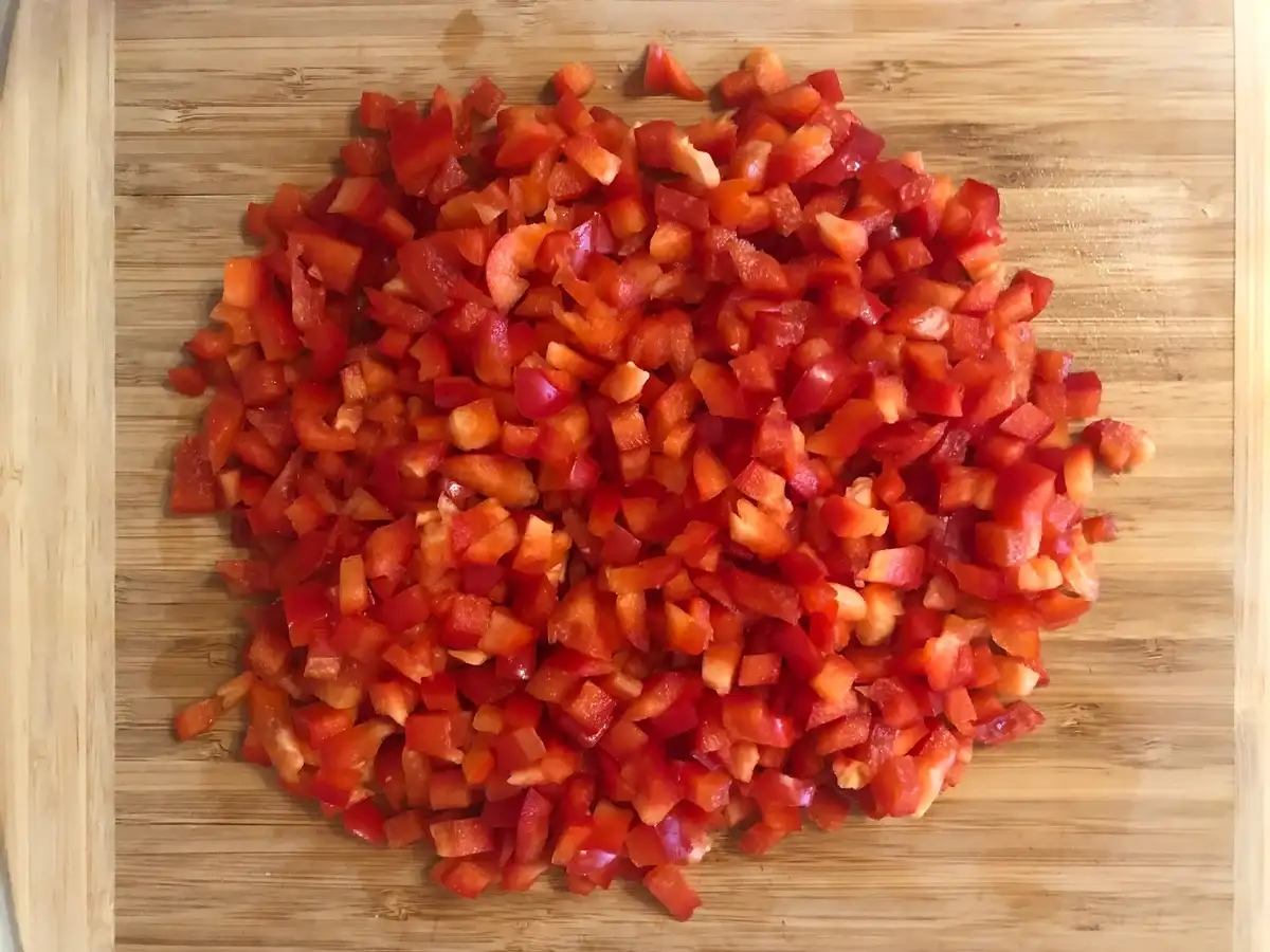 Крабовий салат готую не як всі: такого ви ще не куштували