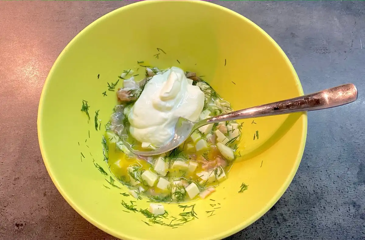 Закусочний кекс з беконом та сиром: ідеально до сніданку, чи замість хліба