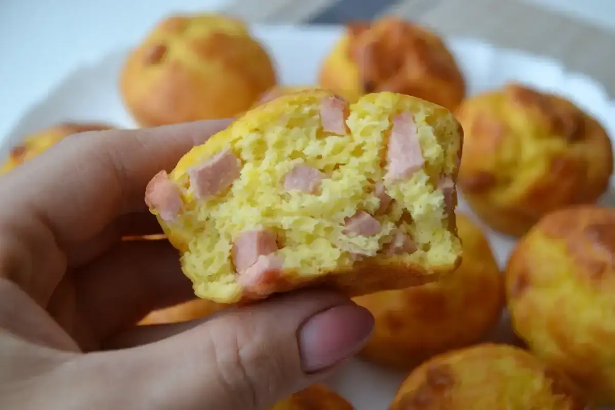 Солоні кекси - рецепт швидкого і неймовірно смачного перекусу з будь-якою начинкою