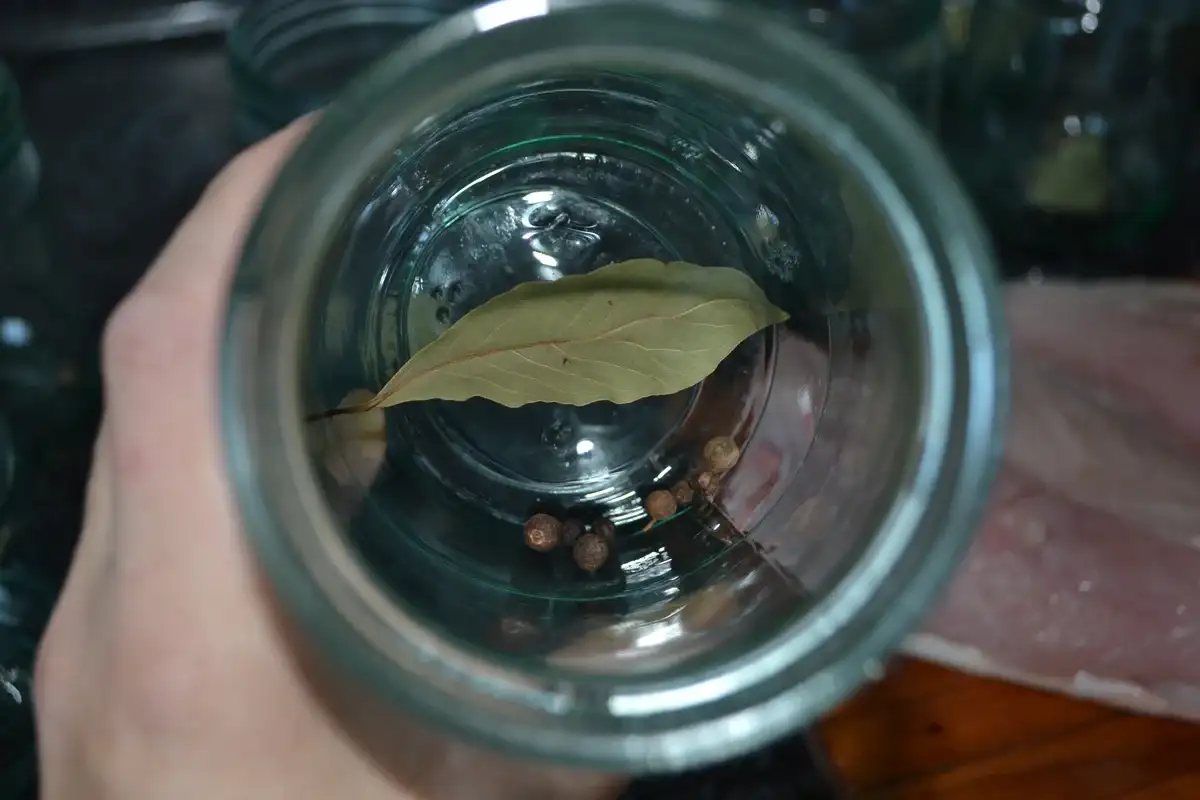 Домашня консервована каша з м'ясом "Баночки-виручалочки" на зиму