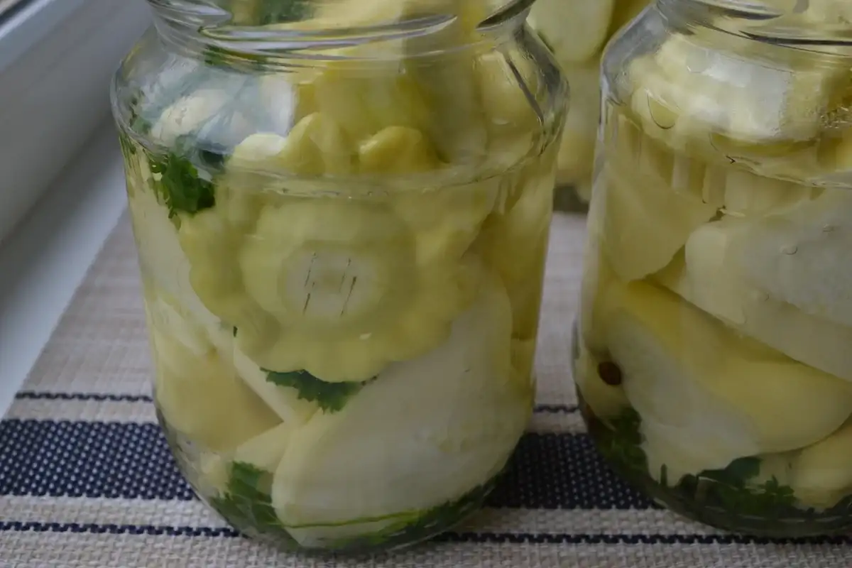 Мариновані патисони на зиму: рецепт, який повинен бути у кожної господині