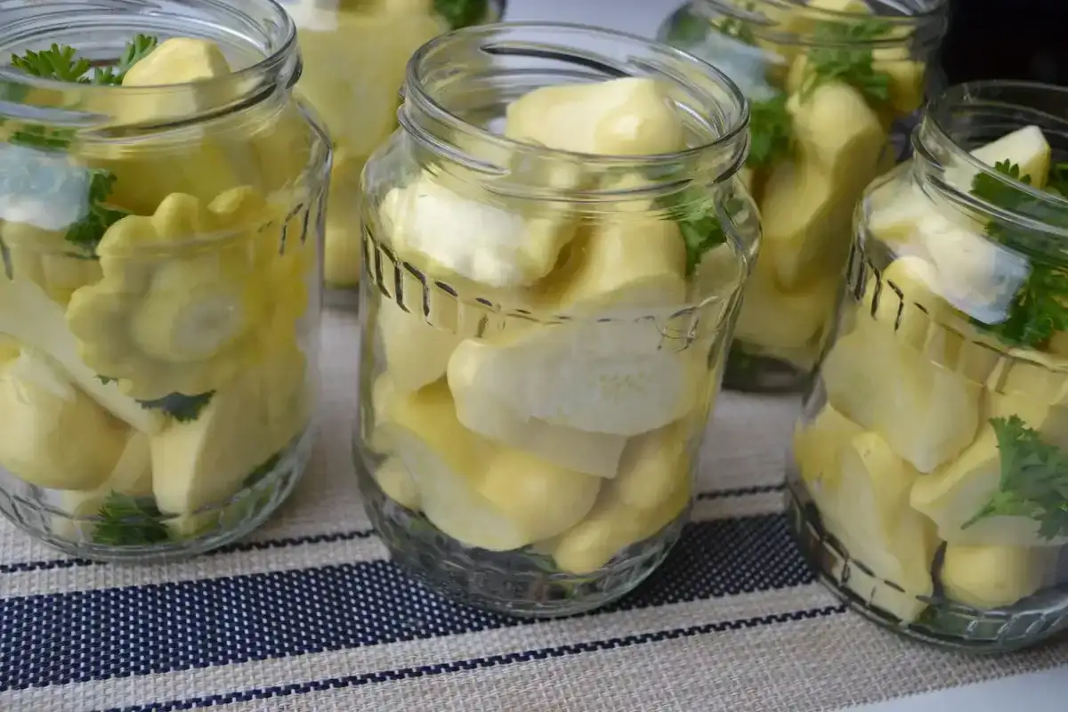 Мариновані патисони на зиму: рецепт, який повинен бути у кожної господині