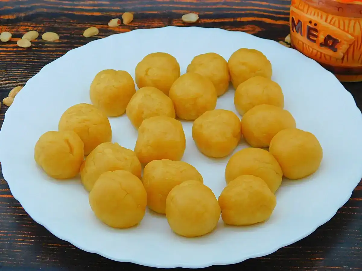 Медове печиво до чаю: смачна та проста випічка