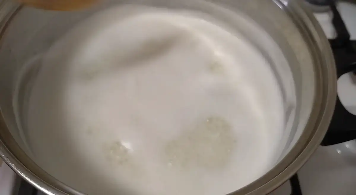 Варене згущене молоко в домашніх умовах: рецепт з 3 інгредієнтів