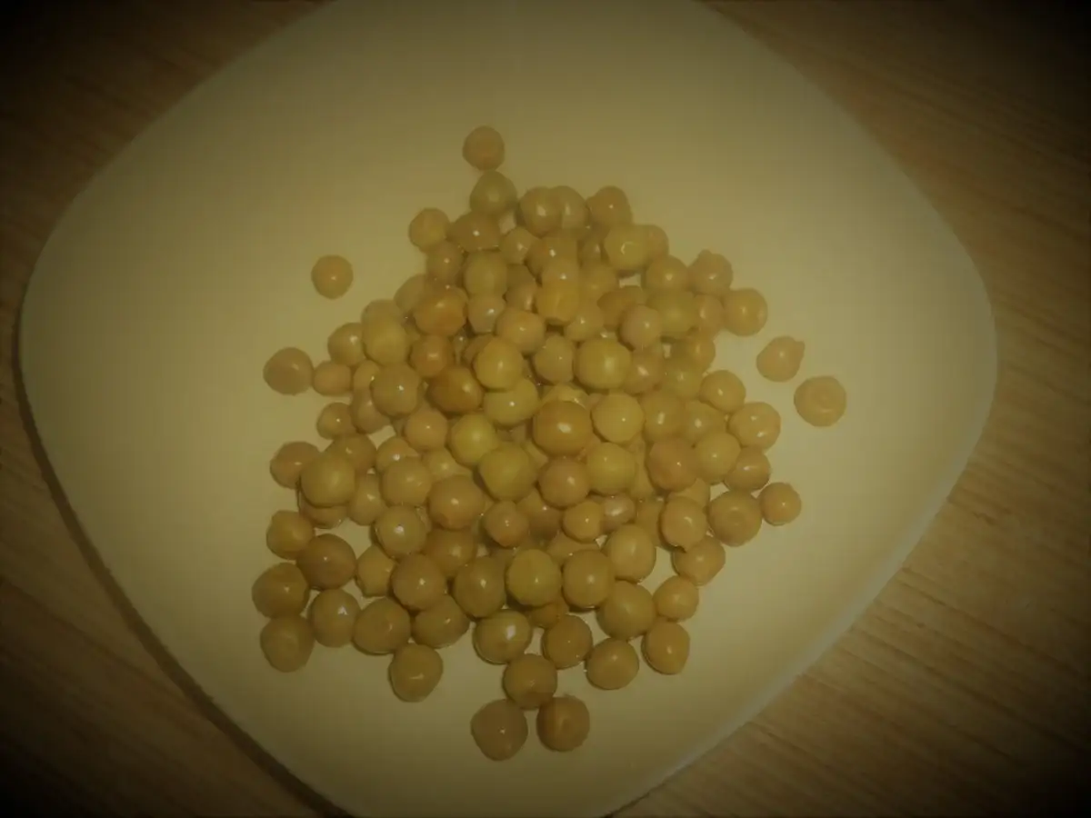 Рецепт домашнього консервованого зеленого горошку: як довго я його шукала