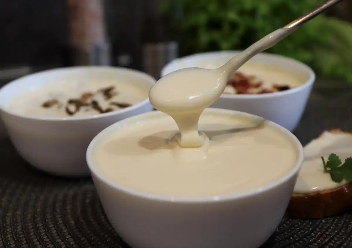 Домашній плавлений сир: смачніше і дешевше магазинного