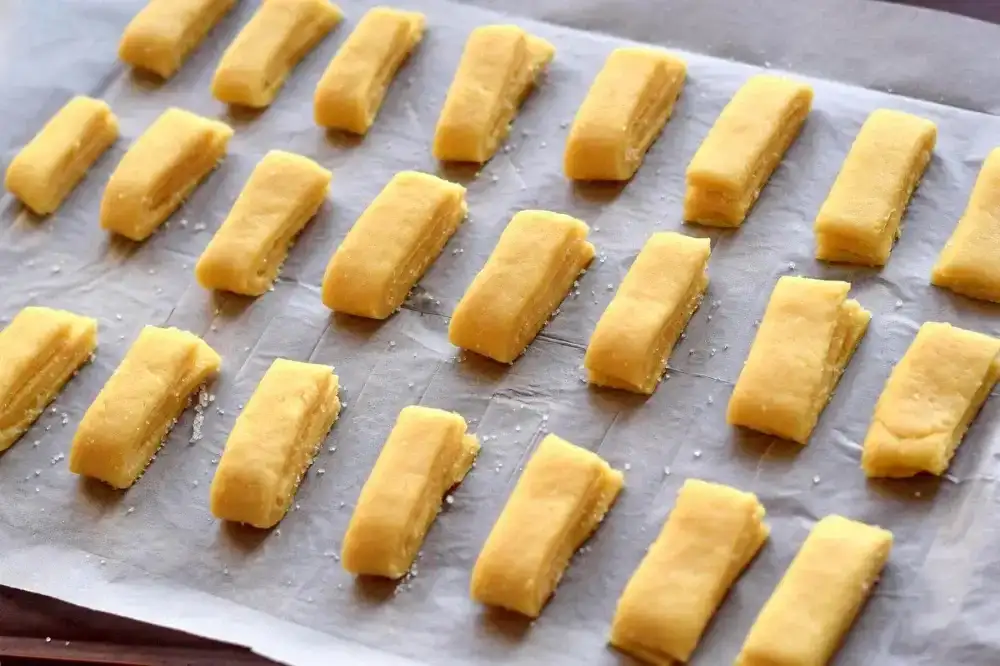 Пісочне печиво "П'ятихвилинка": смачне та просте у приготуванні