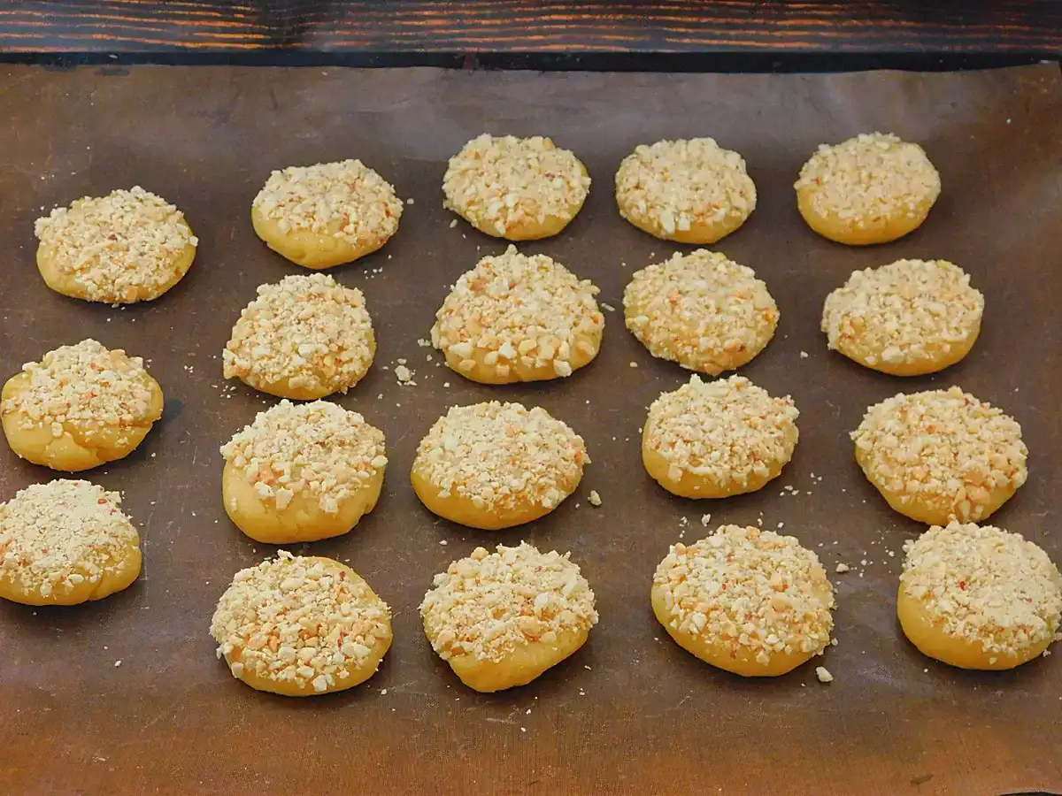 Медове печиво до чаю: смачна та проста випічка