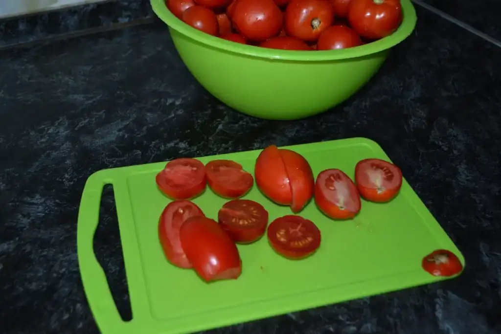 Домашній томат "На наступний рік": без солі, цукру і оцту