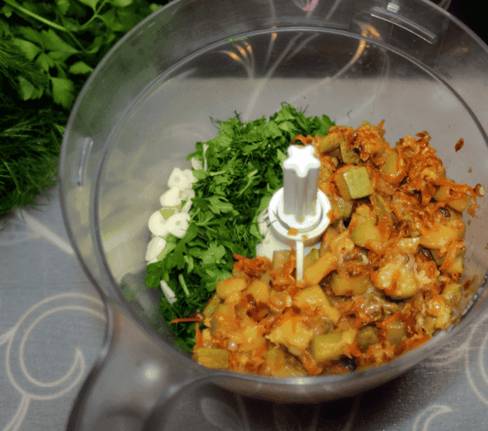 Закуска з кабачків і плавленими сирками: простий і смачний рецепт