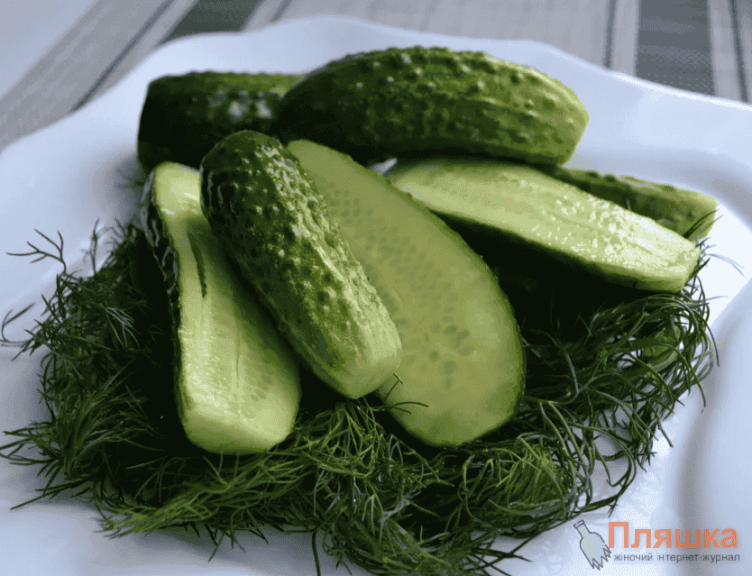 Швидкі малосольні огірочки, які завжди виходять хрусткими: старий перевірений рецепт, мій улюблений