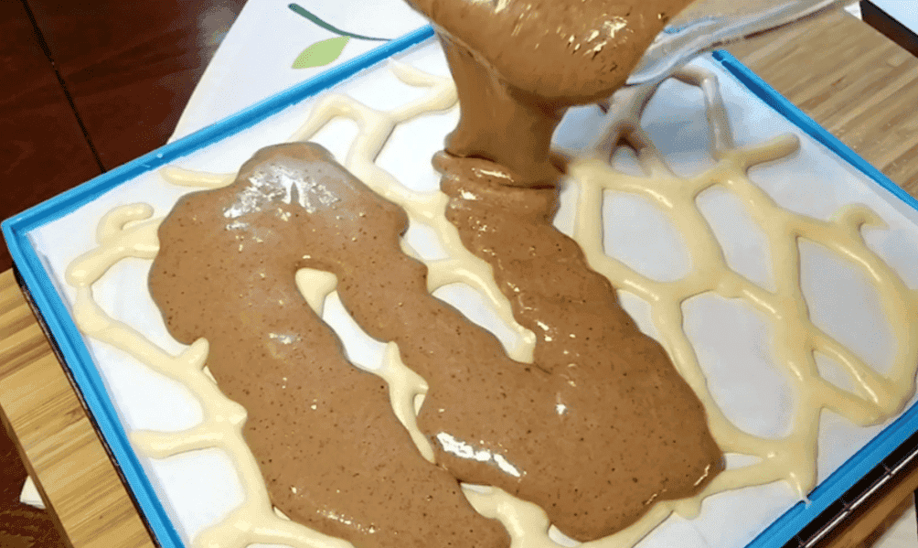 Рулет "Жираф" з ніжним кремом: м'якенький і в міру солодкий