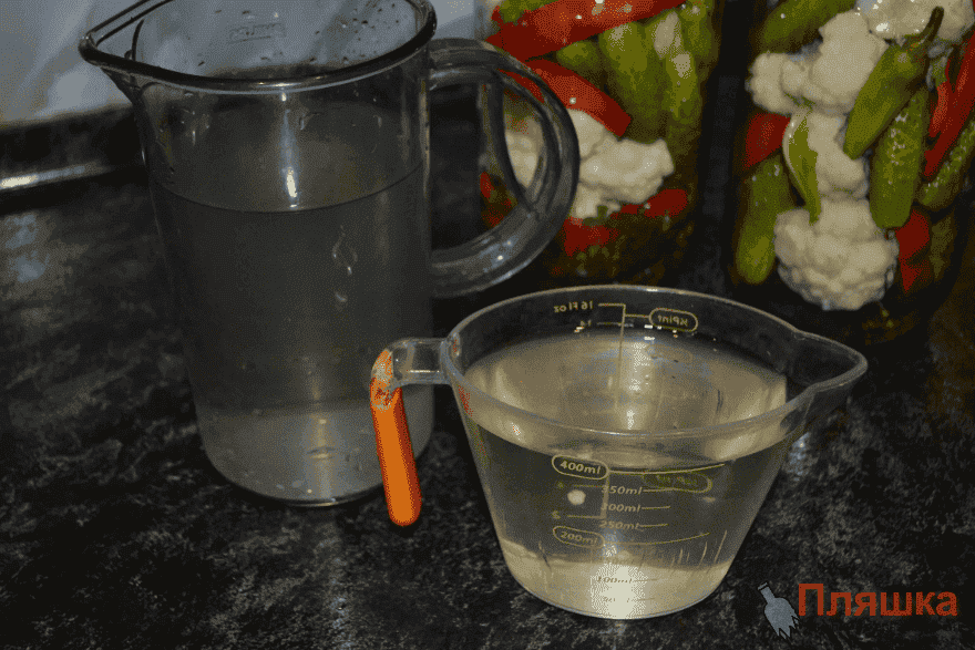 Мариноване овочеве асорті на зиму: рецепт з приправою для консервацій