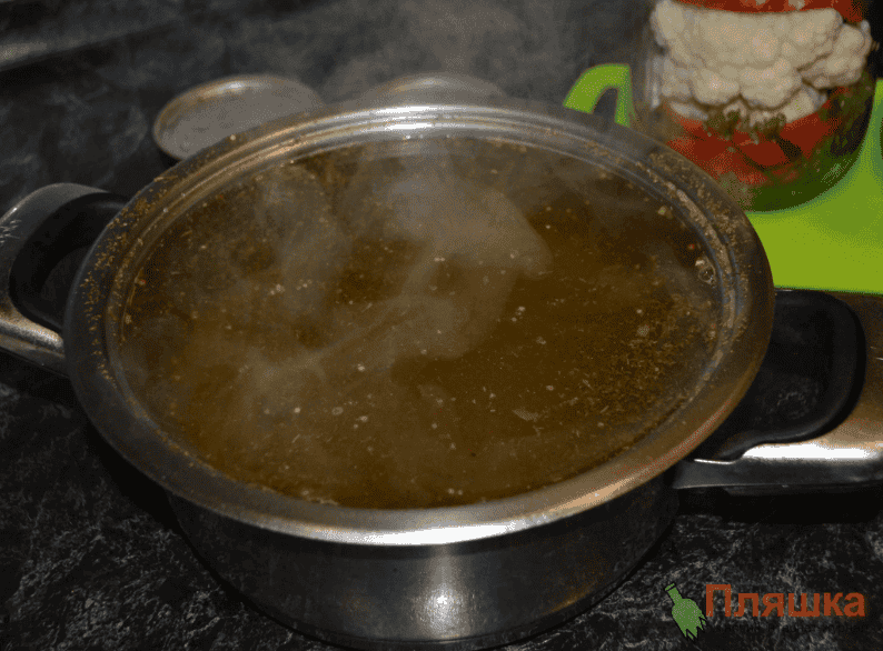 Мариноване овочеве асорті на зиму: рецепт з приправою для консервацій